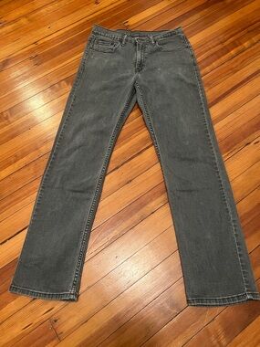 514 Levi's Men's Washed Gray Straight-Leg Jeans